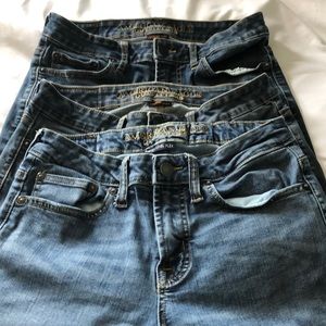 Bundle of 3 pairs of american eagle jeans